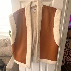 Steve Madden Women's Tan and Cream Shearling Vest